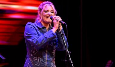 Disney: Hanson, Boyz II Men, Beach Boys at Epcot concerts