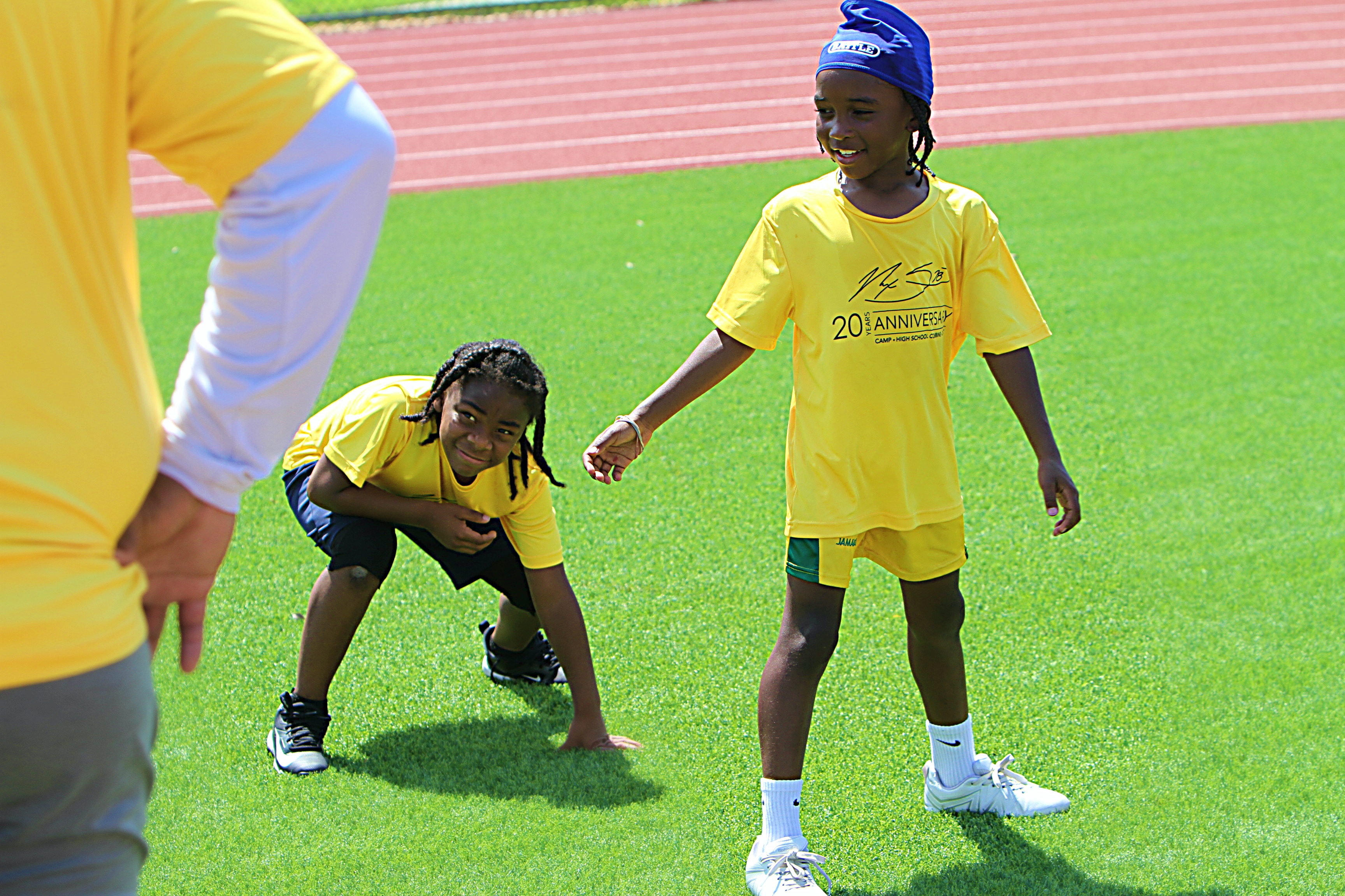 Youngsters go through drills at the 20th Annual Max Starks...