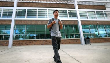 Florida board votes to ban undocumented students from state colleges – Orlando Sentinel