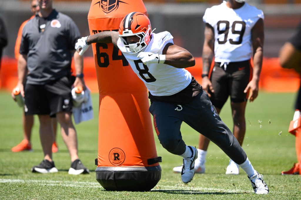 Ex-FSU star Verse arrives in Cleveland, vows to bring own style after Garrett trade