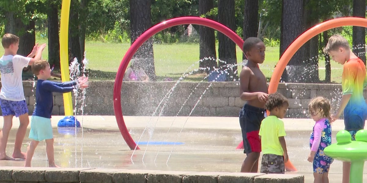 Jacksonville residents seek relief as heat advisory continues