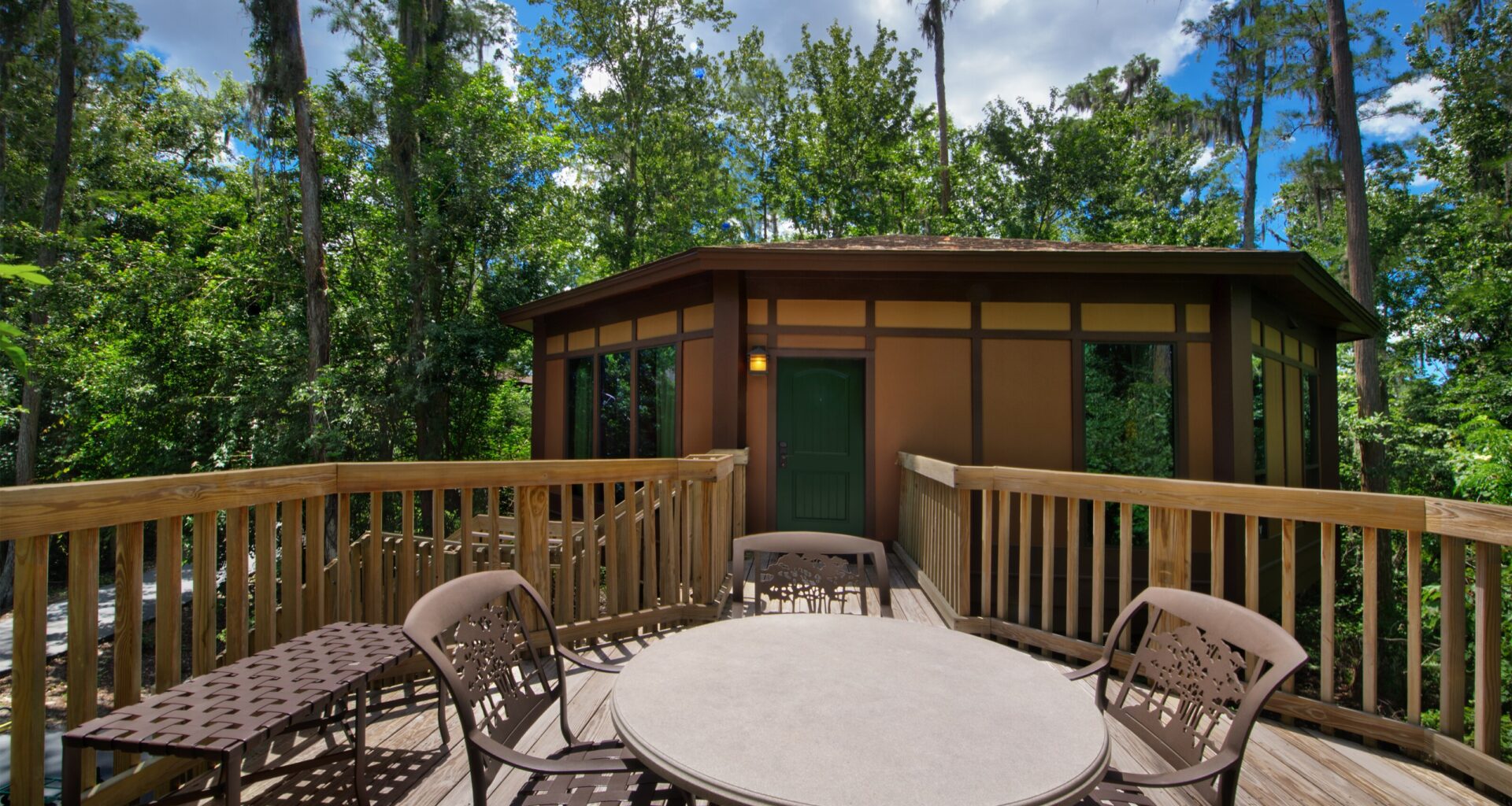 Disney Shares First Look at Newly Redesigned Treehouse Villas at Saratoga Springs