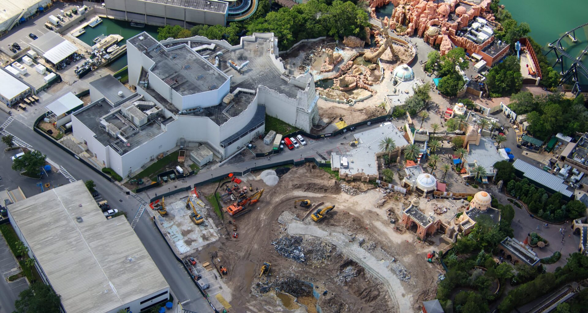 The latest photos from aerial photographer @bioreconstruct show that the former home of The Eighth Voyage of Sindbad has been reduced to a cleared demolition site.