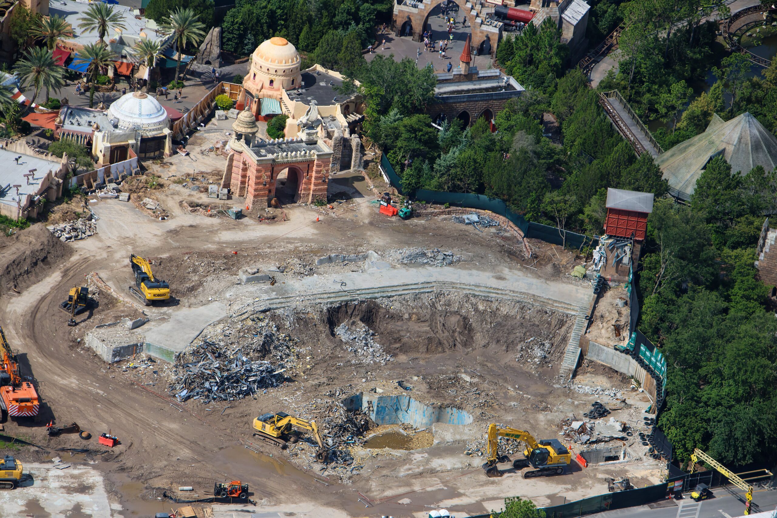 The latest photos from aerial photographer @bioreconstruct show that the former home of The Eighth Voyage of Sindbad has been reduced to a cleared demolition site.