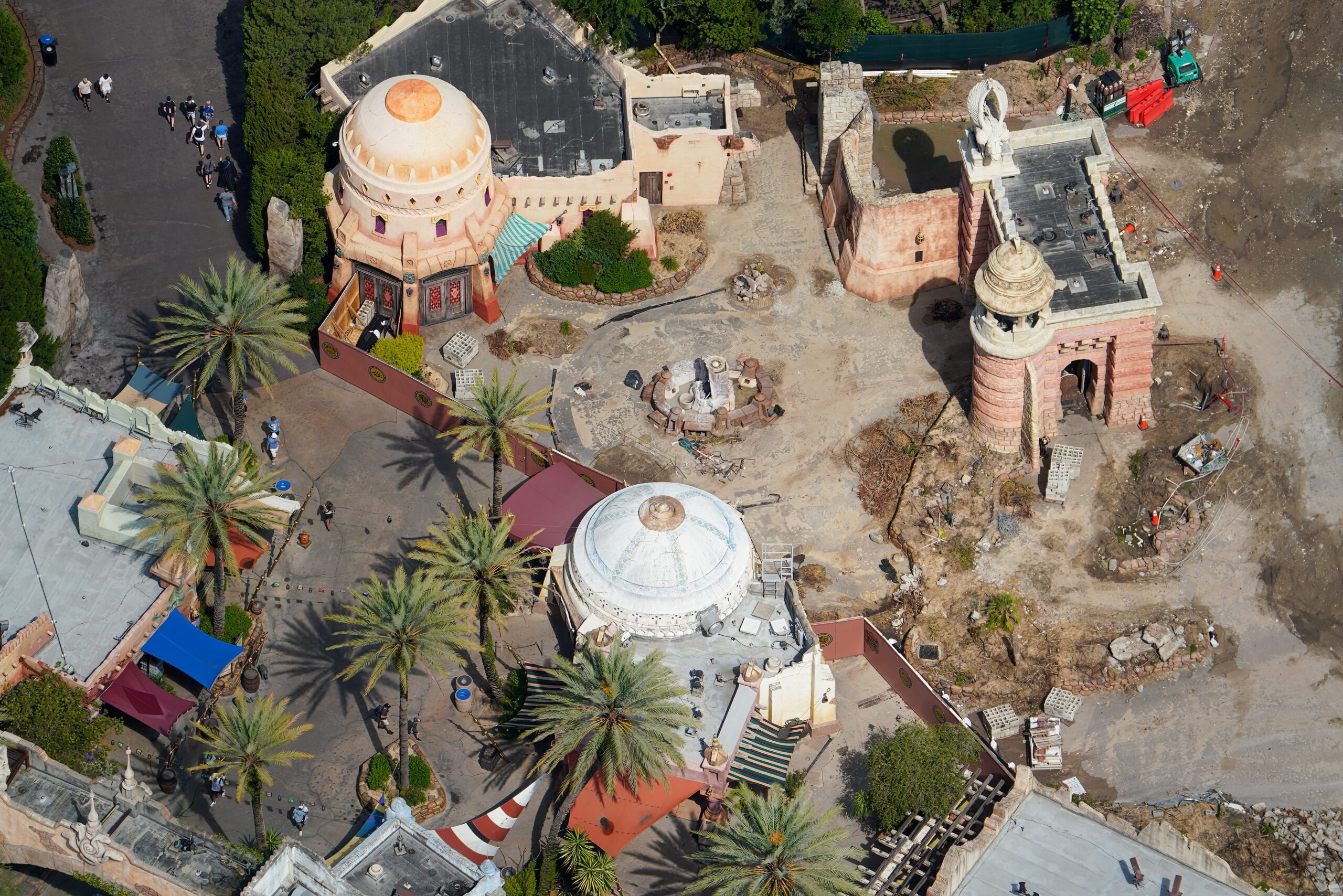 The latest photos from aerial photographer @bioreconstruct show that the former home of The Eighth Voyage of Sindbad has been reduced to a cleared demolition site.