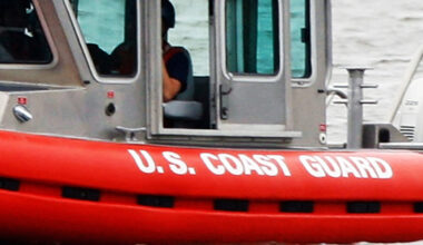 Authorities searching for person who may have gone overboard in Biscayne Bay – NBC 6 South Florida