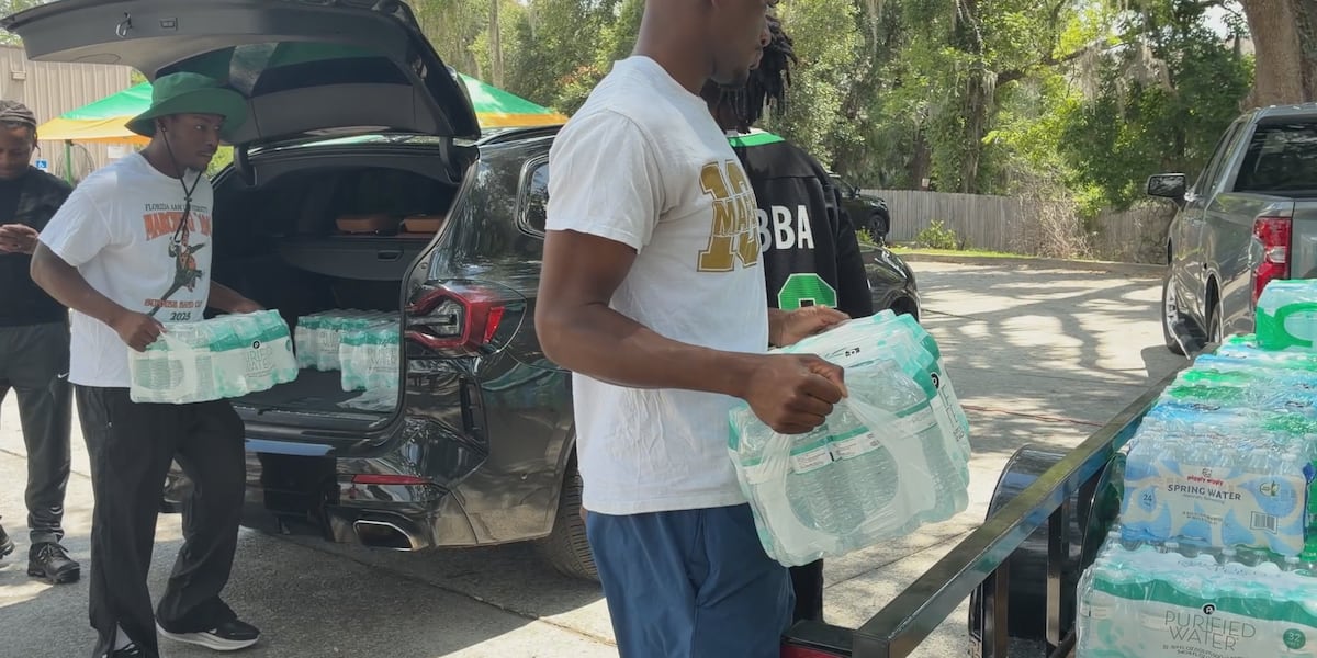 Annual water bottle drive aims to keep students hydrated during Marching 100 band camp