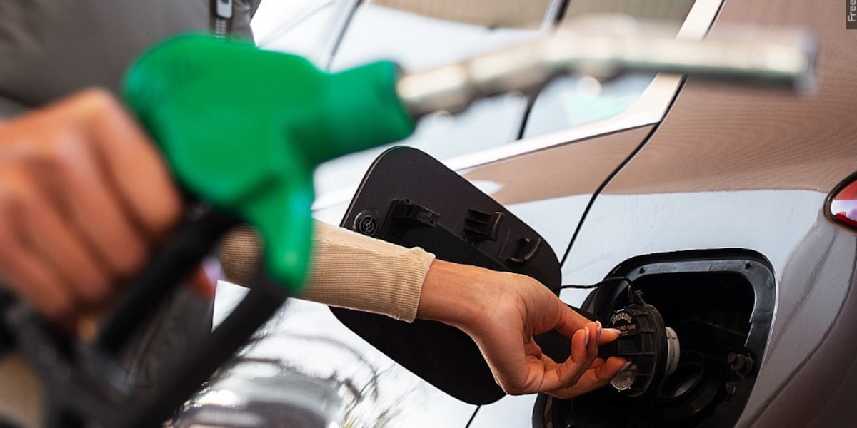 Florida gas prices drop ahead of Independence Day travel