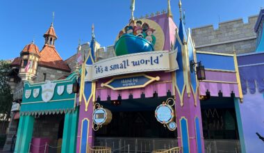 Colorful entrance to "it
