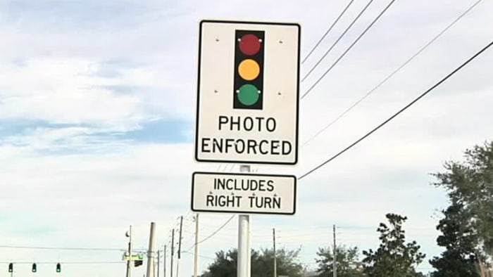 Orange County leaders look to extend red-light camera program for 10 more years