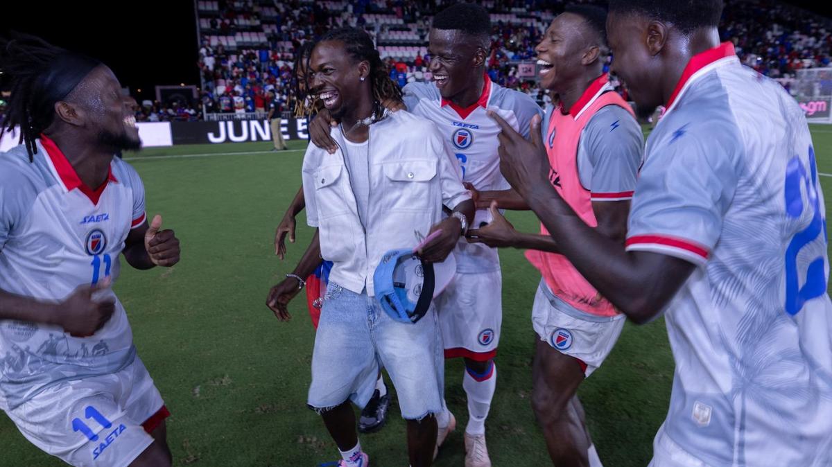 Final Haiti player arrives in Miami. Others await U.S. visa