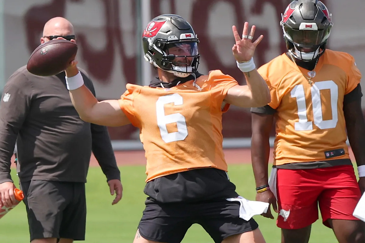Baker Mayfield says he'd love to stay in Tampa Bay, but QB and Bucs 'not anywhere close' to reaching long-term deal