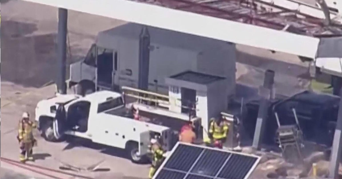 Breaking: Deadly explosion at Miami-Dade maintenance facility