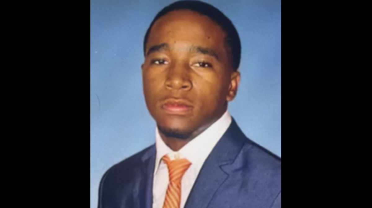 U.S. Coast Guard and Miami police search for missing man