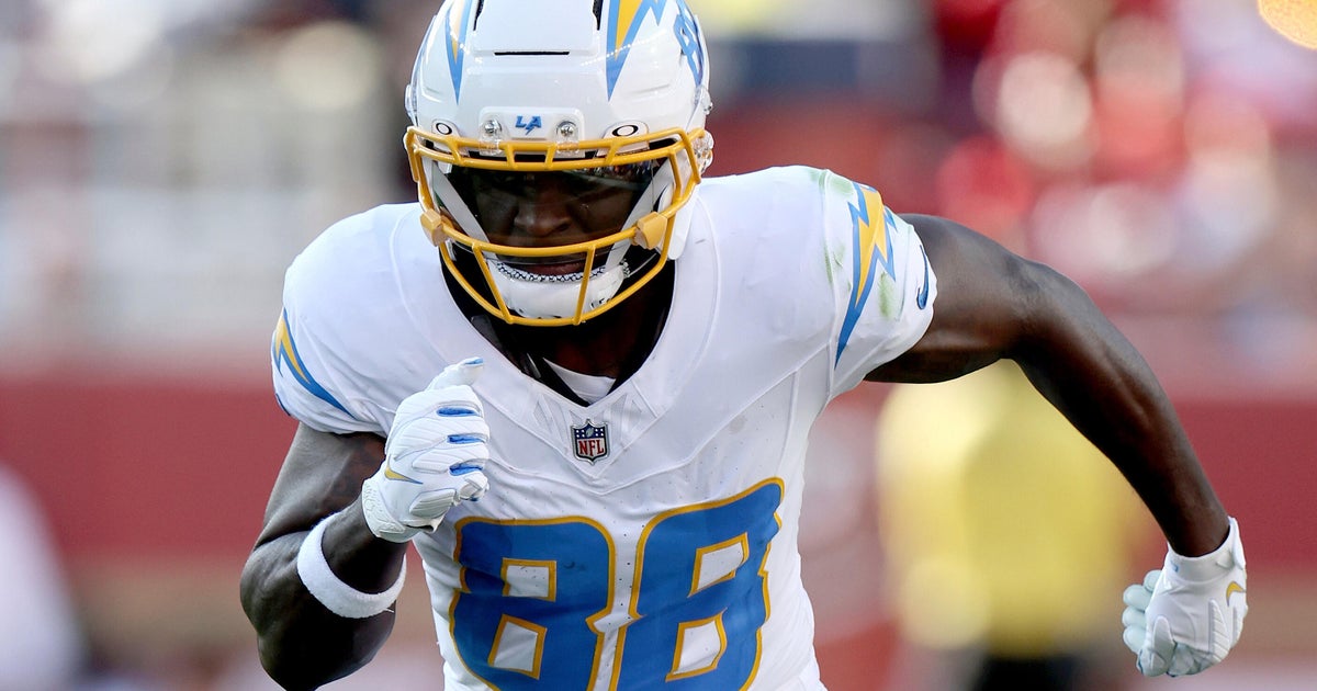 Miami Dolphins sign receiver Jalen Reagor in latest move after roster overhaul under new management