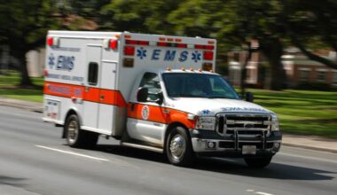 Crash involving three cars in St. Pete leaves one dead, two critically injured, SPPD says
