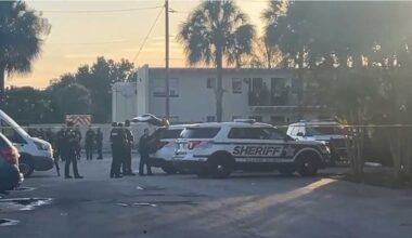 Deputies descend on Orange County apartment complex after man with knife threatens brother, sheriff's office says
