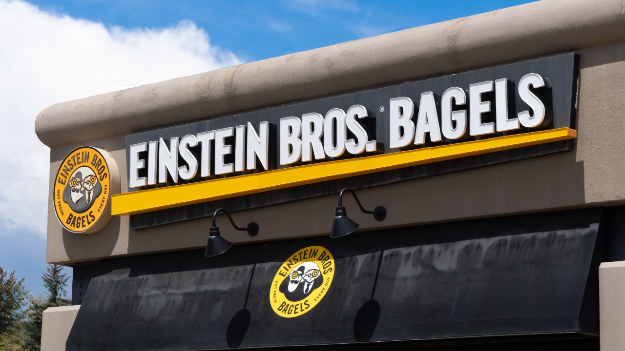 Exterior of an Einstein Bros. Bagels location, part of the chain's expansion in the Tampa Bay region.