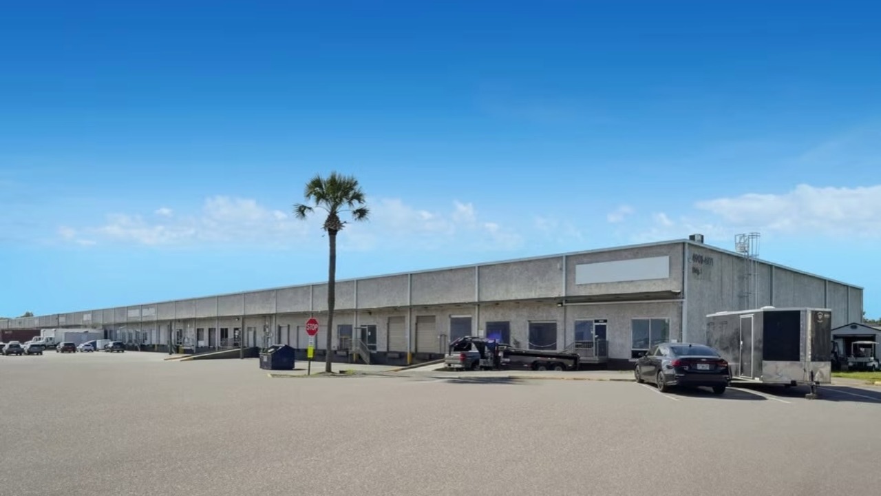 Industrial warehouse building in East Tampa
