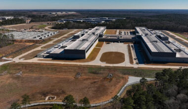 Amid stark opposition, data center developers think twice about Florida