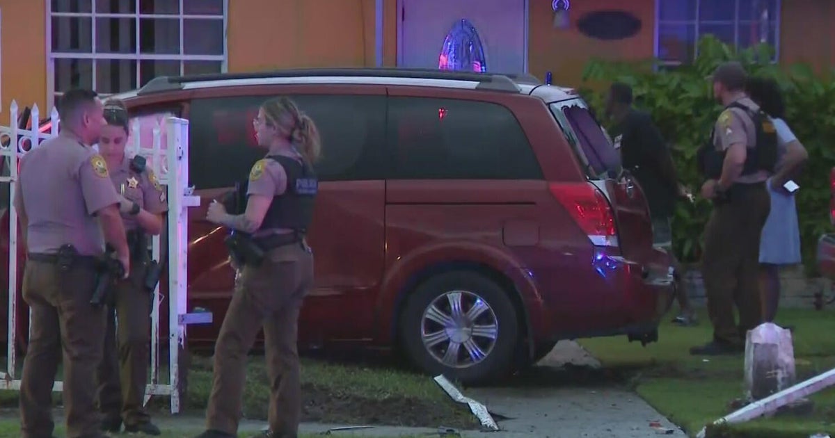 Injuries reported when car slams into southwest Miami-Dade home after crash, MDSO says