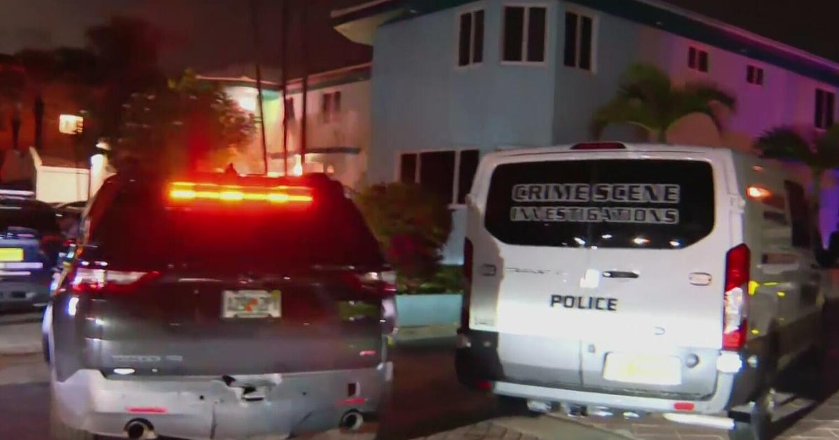 31-year-old woman's body found washed ashore in Hollywood Beach was struck by vessel, FWC says