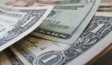 dollars-426023_1280