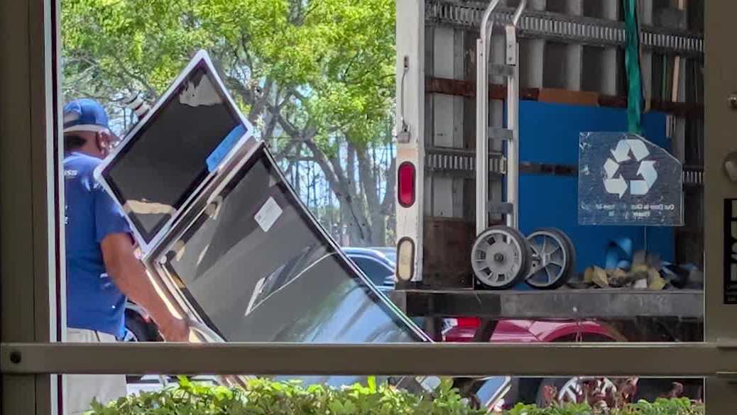 Florida arcade workers petition to legalize small arcade rooms after shutdown operation