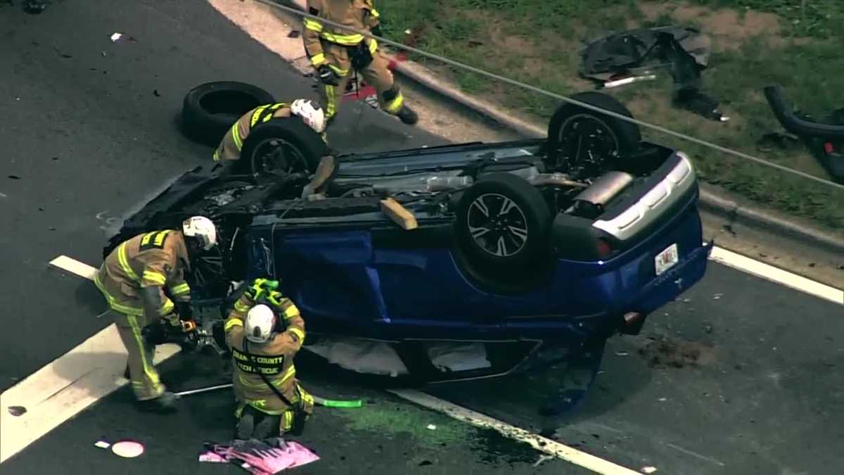 Car flips, 10 people involved in crash near SeaWorld