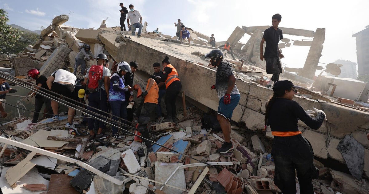 South Florida Venezuelans plead for help finding relatives missing after deadly earthquakes