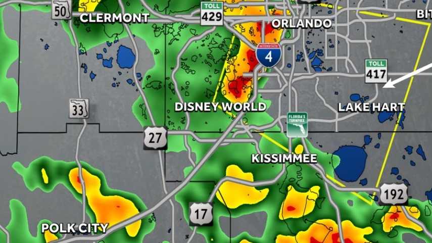 60 mph wind gusts, penny-sized hail moving through Universal, Oak Ridge area
