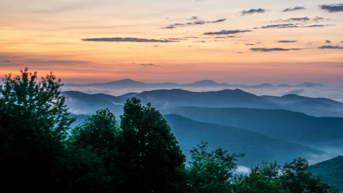 Why Many Retirees Are Choosing North Carolina, Tennessee, and South Carolina Over Florida