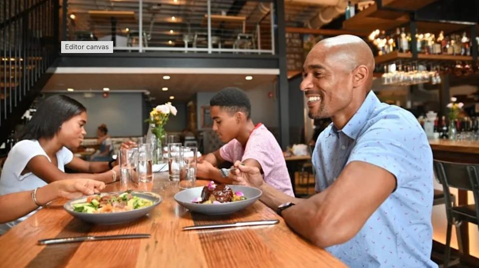 The Sarasota restaurant scene will keep kids and adults happy.
