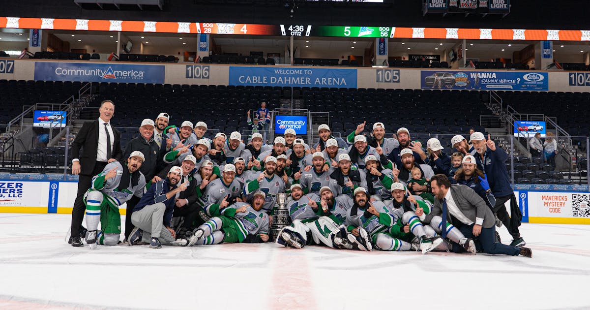 Florida Everblades | BLADES WIN FIFTH KELLY CUP WITH 5-4 DOUBLE OT WIN