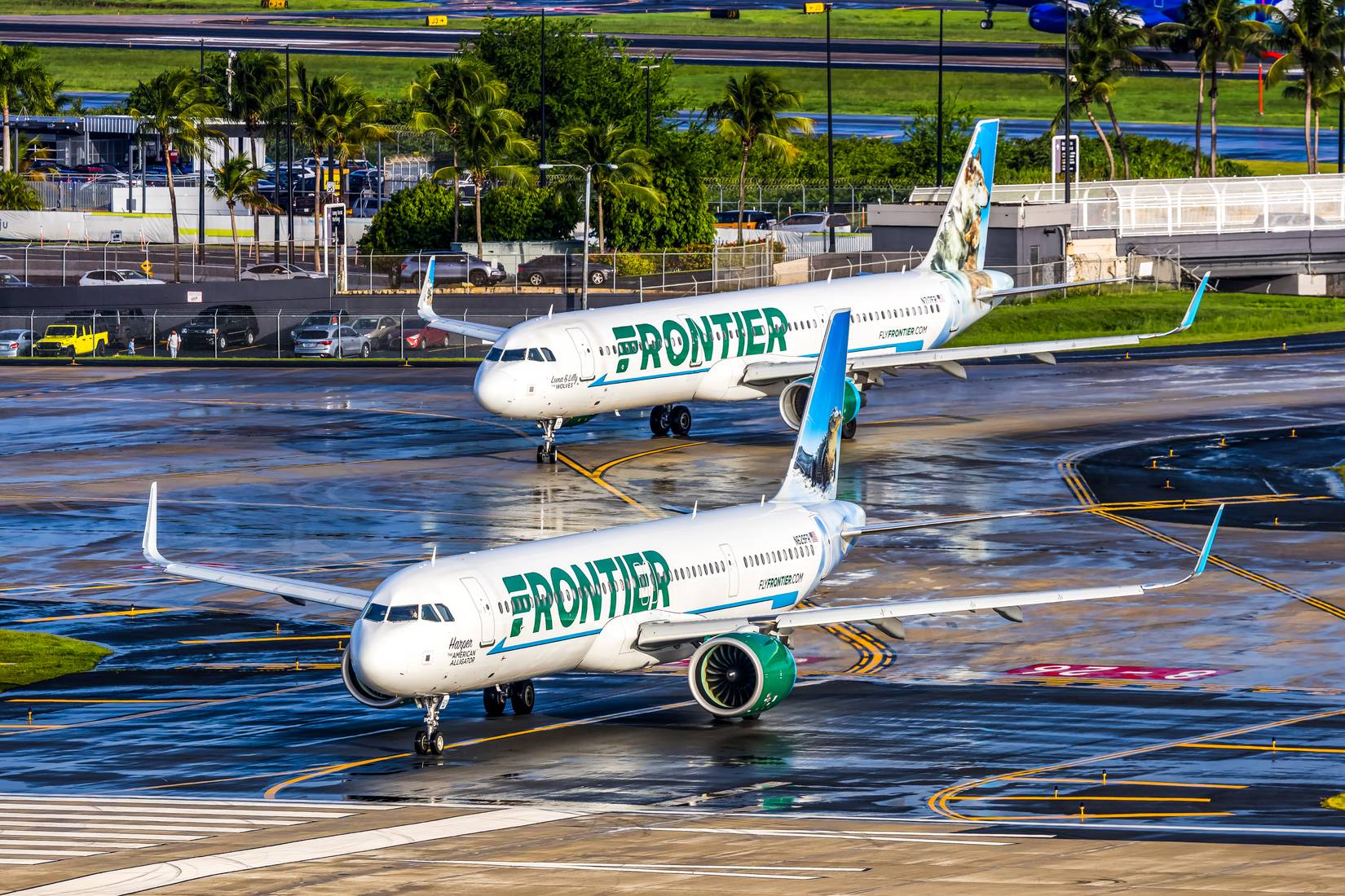 Frontier Airlines Airbus A321neo airplanes