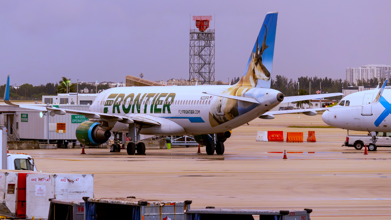 Frontier Airlines Diverts To Miami As Jiu-Jitsu Instructor Turns Into Flight Hero Over Emergency Door Incident