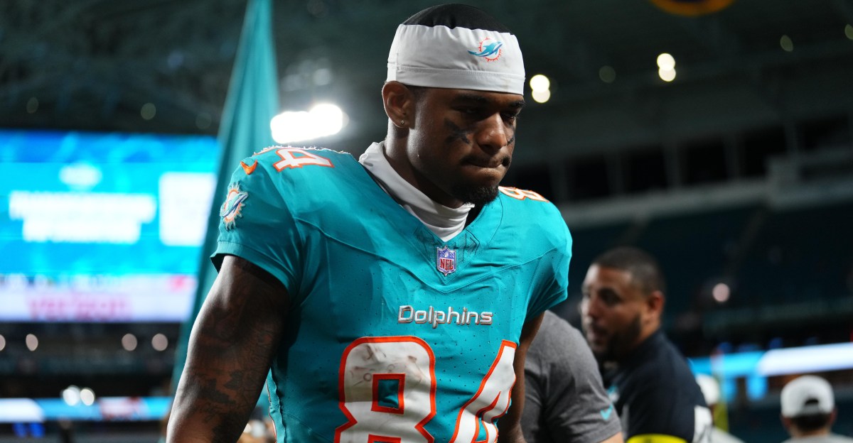 Former Miami Dolphins wide receiver signs with Philadelphia Eagles