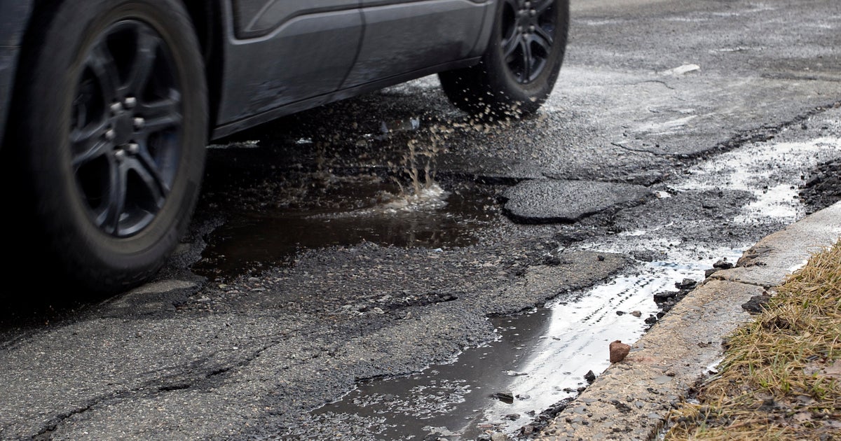 Miami-Dade residents create petition for county to allocate funding towards road resurfacing