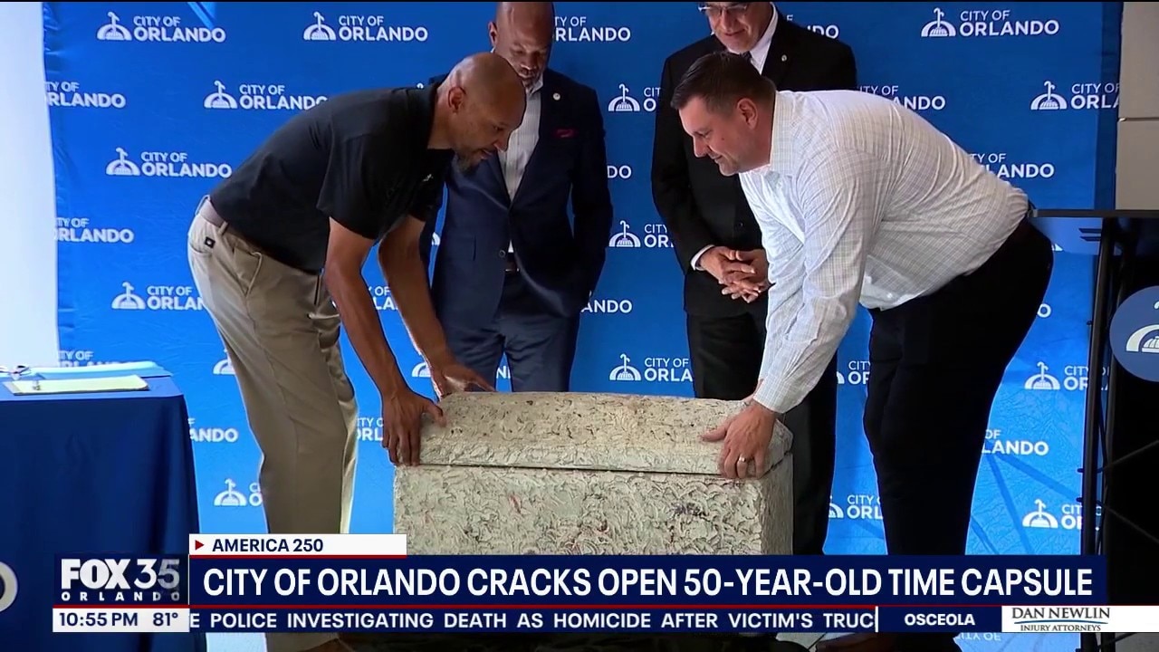 Bicentennial-era time capsule opened in Orlando