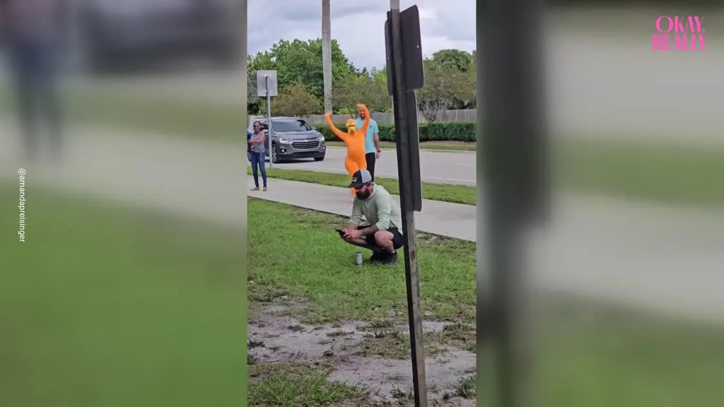 Florida Mom Creates Unforgettable School Pickup Surprise