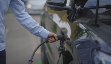 Florida hotels emerge as key EV charging hubs