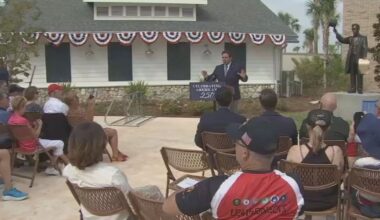 Lincoln statue unveiled by DeSantis in Florida