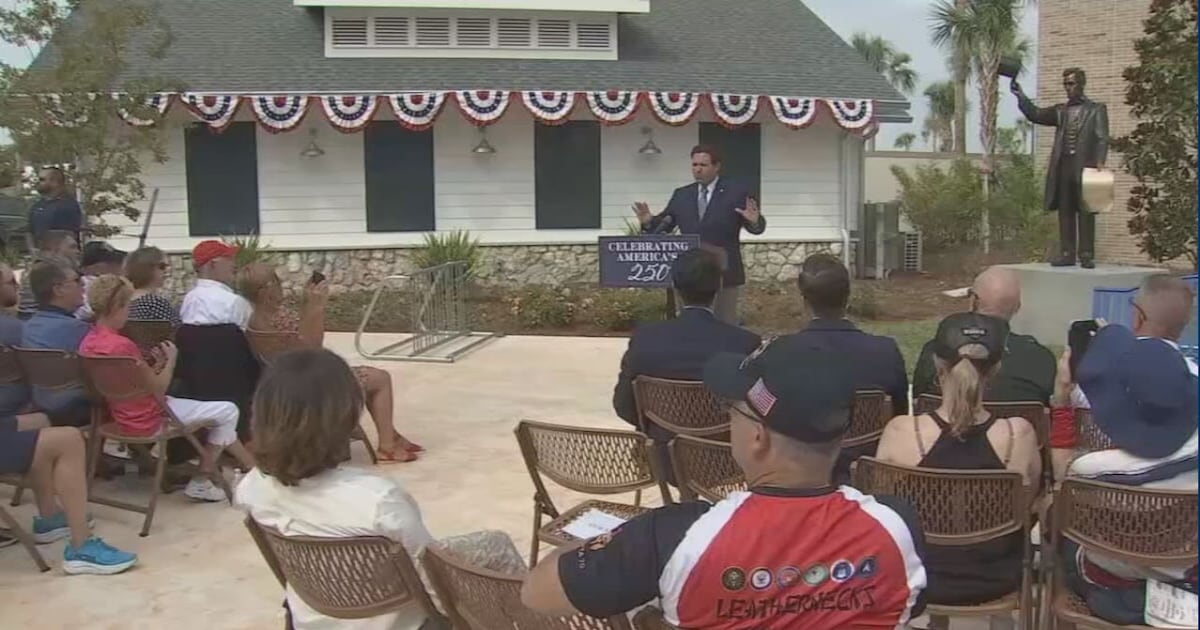 Lincoln statue unveiled by DeSantis in Florida