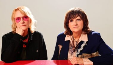 90s alternative rock fans, The Indigo Girls are back!