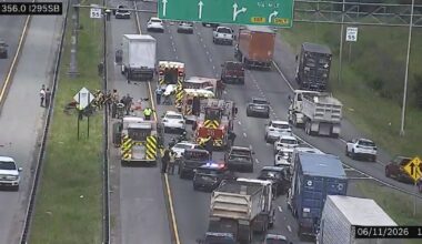 Crash on I-10 westbound near I-295 West Beltway