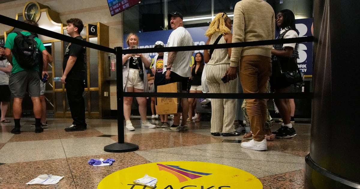 6 people hurt in stabbing at New York's Penn Station, authorities say