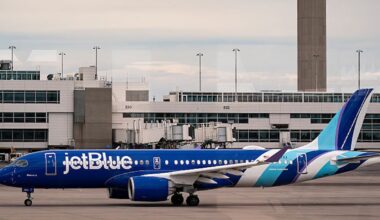 ‘That guy’s insane’: JetBlue pilot has close call with smaller plane – WPXI