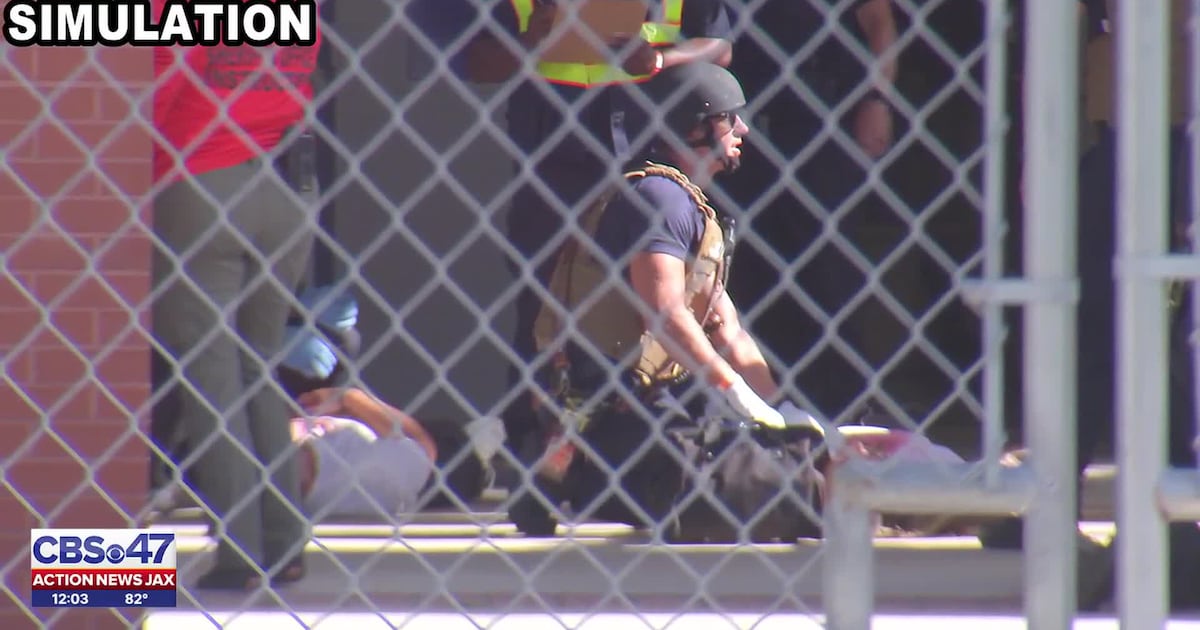 School shooting drill: Law enforcement swarms Stanton College Prep