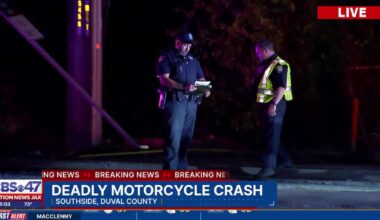 Motorcyclist dies after crashing into concrete pole on Southside – Action News Jax