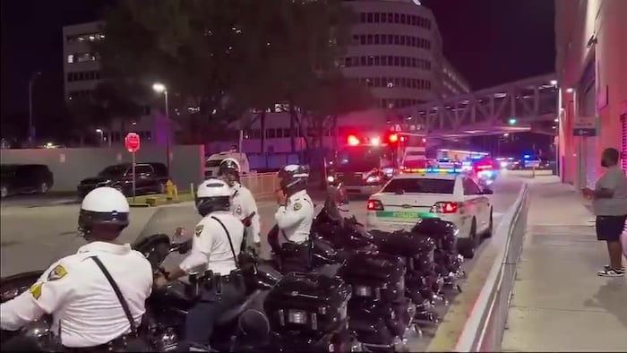Reportan a agente de policía de Miami Beach gravemente herido en accidente automovilístico